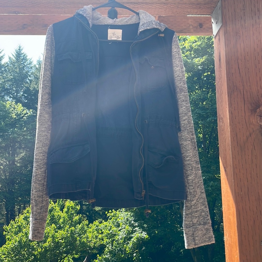 Women’s Drawstring Jacket